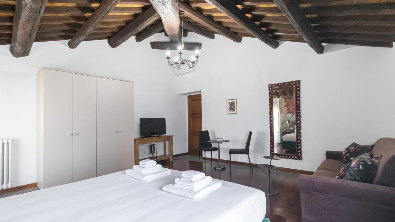 Italianway - Barberini Elegantia Apartments Roma Buitenkant foto