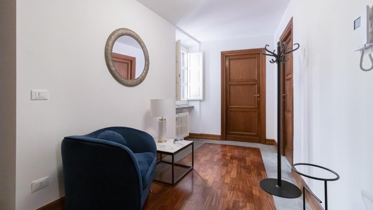 Italianway - Barberini Elegantia Apartments Roma Buitenkant foto