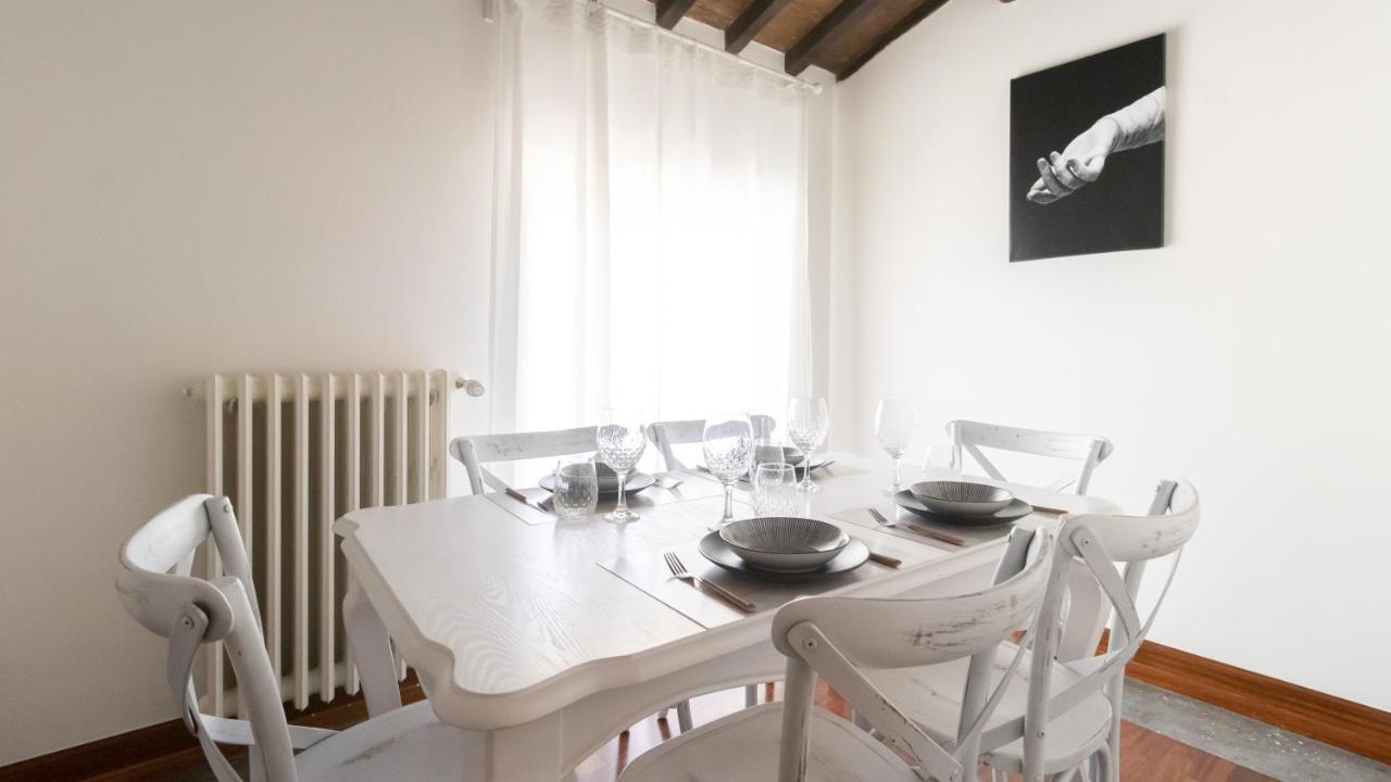 Italianway - Barberini Elegantia Apartments Roma Buitenkant foto